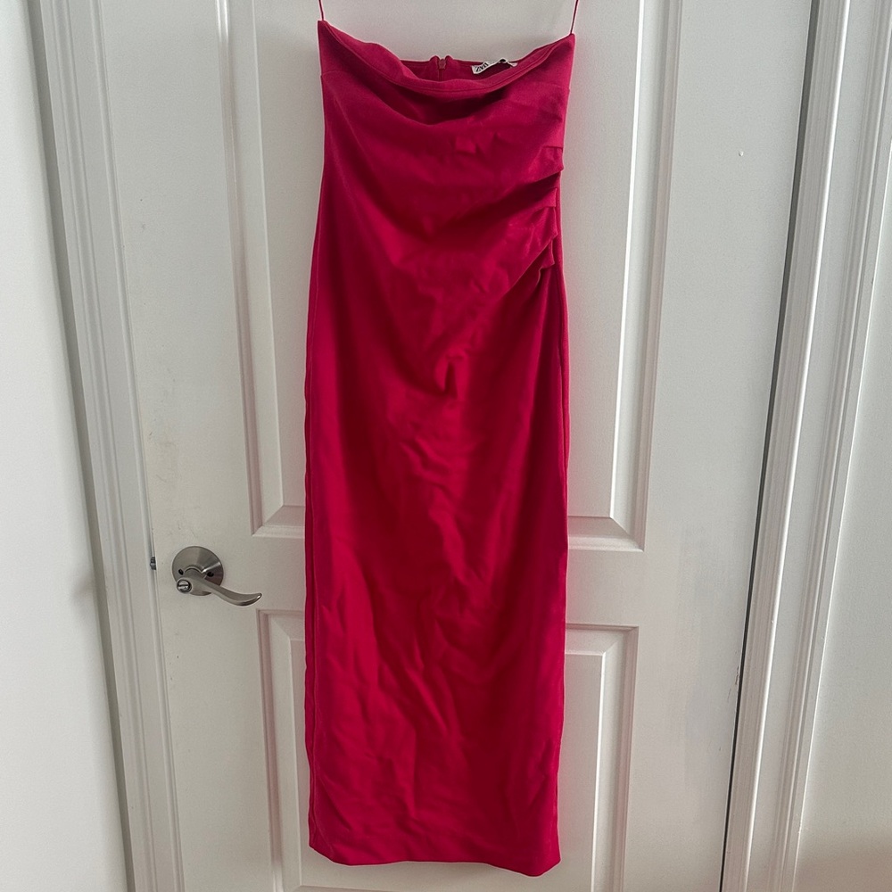 Zara Strapless Fuchsia Dress